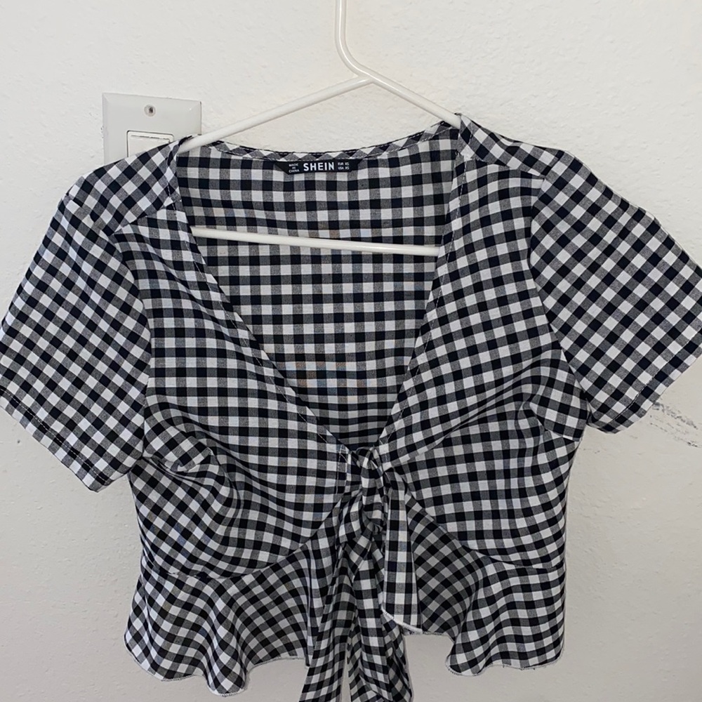 Cute gingham tie front top